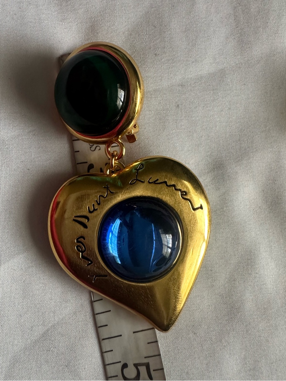 Vintage Yves Saint Laurent Cabochon Clip-On Drop Heart Earrings - Picture 6 of 7